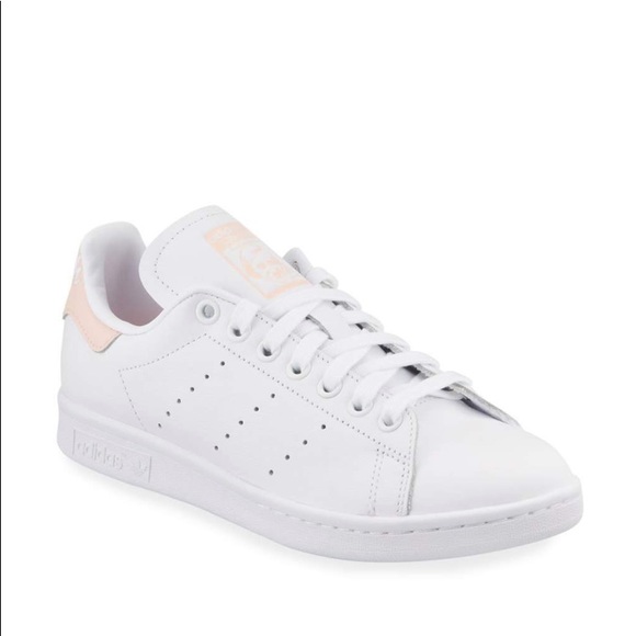 adidas Shoes - 🔥NIB Adidas Stan Smith Tennis Sneakers White/Pink